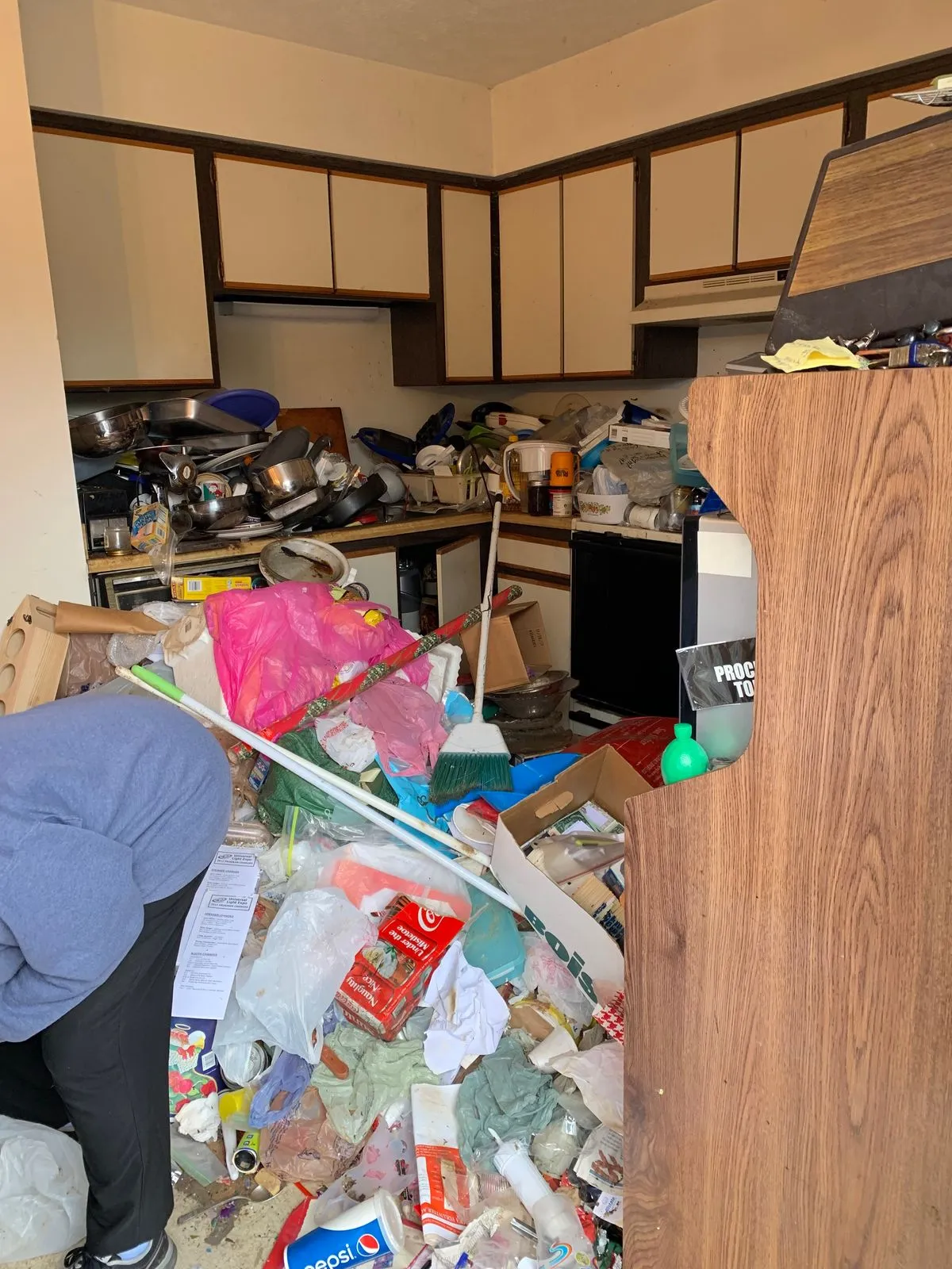 1759 Willoway Cir before — An Inherited Home Packed Floor-to-Ceiling